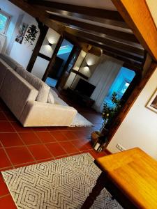 einfachHEIMISCH - Dachstübchen - DART - NETFLIX - BAR