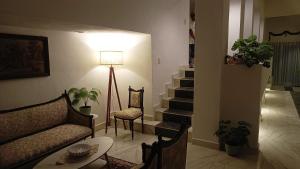 Casa Marcy, casa nueva con alberca y tres recamaras