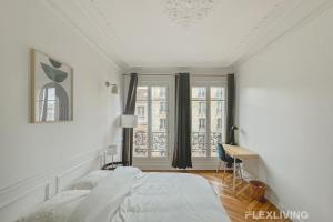 Spacious 4-Bedroom Apartment in Alésia