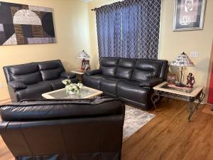 Magic Stay 4-Bedroom Home Close to Disney