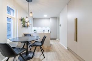 A Downtown Luxury Apartment