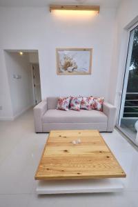 Pinewood Luxury apartment