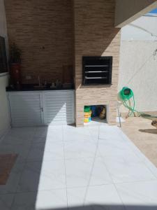 Casa com piscina Bairro Eliane