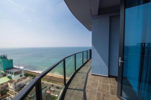 Beachfront 1 Bedroom Apartment