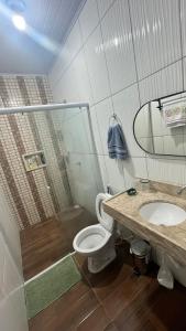 Casa com dois quartos e piscina