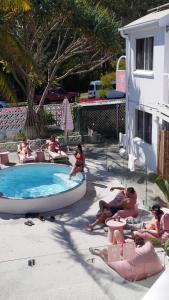 CALI Backpackers