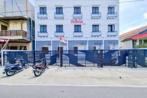 Urbanview TeBeYe Syariah UNS Solo