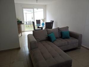 Hermosa casa en cluster privado