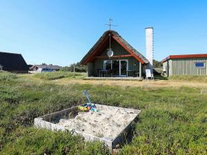 6 person holiday home in Hvide Sande-By Traum