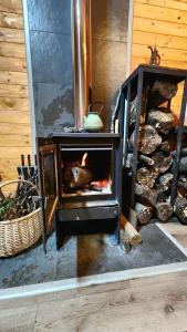 CASA CON VISTA AL VOLCAN Y TINAJA a MINUTOS del CENTRO PUCON