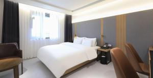 Labelle Hotel Premier