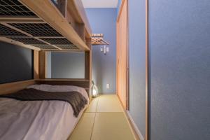 海 大人数にお勧めの一軒家 ベッド11台 お風呂2台 トイレ3台 コリアンタウンや道頓堀近く