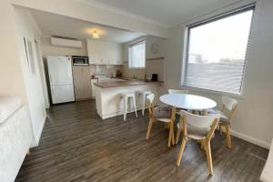 Esplanade Beach Retreat