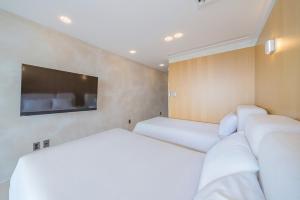 The Youngjin Pool Villa Pension