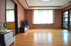 Seocheon Bada Pension