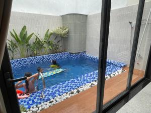 SUNNY villa by the beach-Private Pool-3 bedrooms