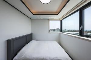 Jeju Skyhill Spa Pension