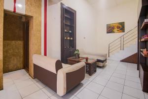 Hotel O Makassar near RS Grestelina formerly Wisma Makassar