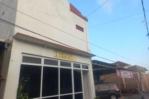 OYO 94771 White House Arafah Syariah