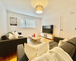 Bright & stylish short term rentals