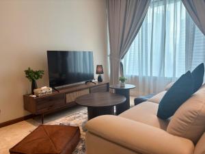 SkySuites Luxury Suite By CalmSojourn