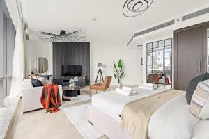 Silkhaus Vacation Homes Luxury Studio at Sky Gardens in DIFC Views