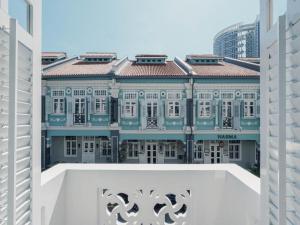 A Hotel Chinatown- Stay From 8PM To 9AM