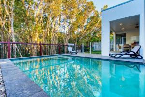 48 Boardrider Crescent