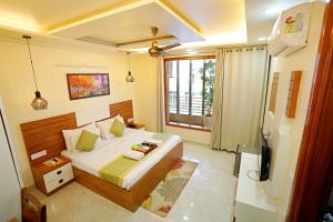 Hotel Maharaja Palace Boutique Hotels Near Medanta Medicity Gurgaon