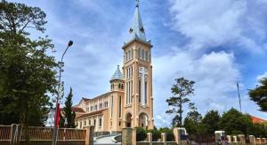 Lien Hiep Coffee Hotel