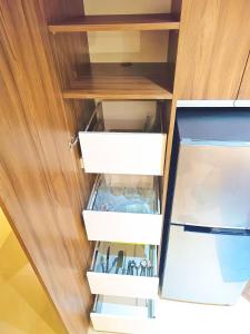 2214T3 Avida Riala IT Park 355Mbps Wi-Fi Queen Bed