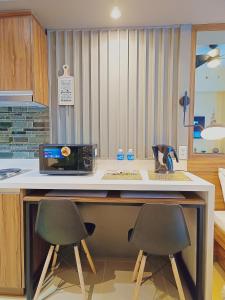 2214T3 Avida Riala IT Park 355Mbps Wi-Fi Queen Bed