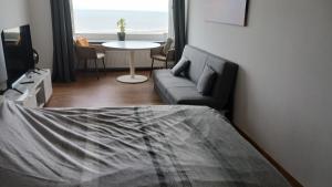 Studio Louisa met prachtig zeezicht