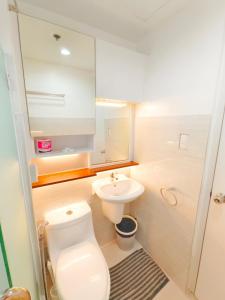 706T3 Avida Riala IT Park 2BR Unit 400Mbps 55 SmartTV