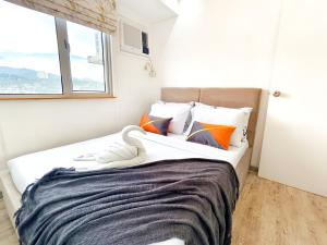 706T3 Avida Riala IT Park 2BR Unit 400Mbps 55 SmartTV