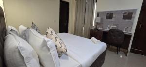 Divine India Residency Hotel & Service Apartment, Noida Sector 72