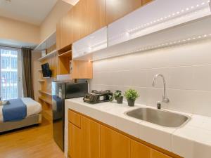 Cozy Studio at 7th Floor Tokyo Riverside PIK 2 Apartment By Travelio