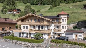Appartement Sonnenschein im Ferienhaus Johanna in Mayrhofen-Hippach- Nähe der Skipiste