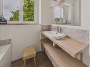 Dépendance 2 adultes 2 enfants - avec jardin