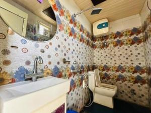 Aagman Homestay & Rooftop Restaurant