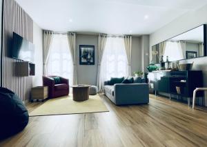 Maison et Jardin Le 14 - Auxerre Centre - Wifi - Netflix - Confort et Détente