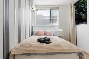 B5Q Abnb-Style 2BR House with Free Parking and 5 mins ride to Eagle Farm