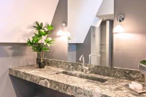 Stylish Suite near Gouden Ham WiFi AC