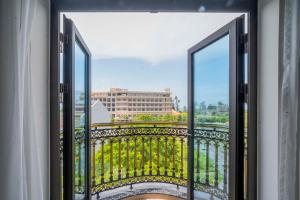 Grand Phan Thiet Hotel
