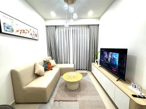 The Glory Midori Park 2BR Pool Gym free, gần Aeon