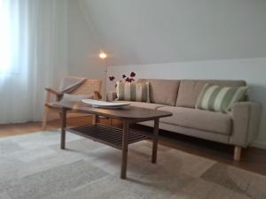 Bright 3-room apartment - space for family & friends