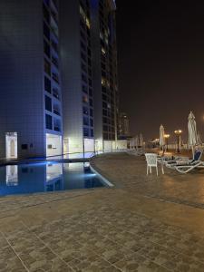 Corniche Residence Beach view Pool access Stunning View
