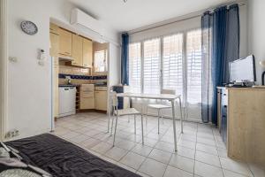 LE BRISTOL avec balcon au calme en centre-ville