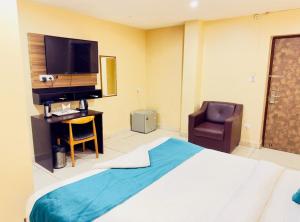 Hotel Aditya International Saheed Nagar