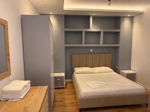 PineSide Rooms